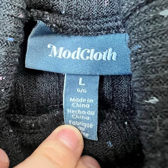 Modcloth Ribbed Knitted Cropped Turtleneck Sweater - Picture 5 of 5